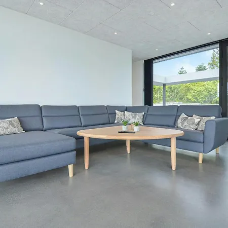 Nyaraló Summer House With Sea View High In Handrup *