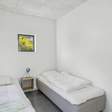 Summer House With Sea View High In Handrup Nyaraló