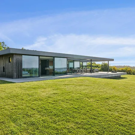 Summer House With Sea View High In Handrup Ebeltoft