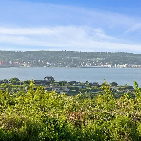 Casa de Férias Summer House With Sea View High In Handrup *